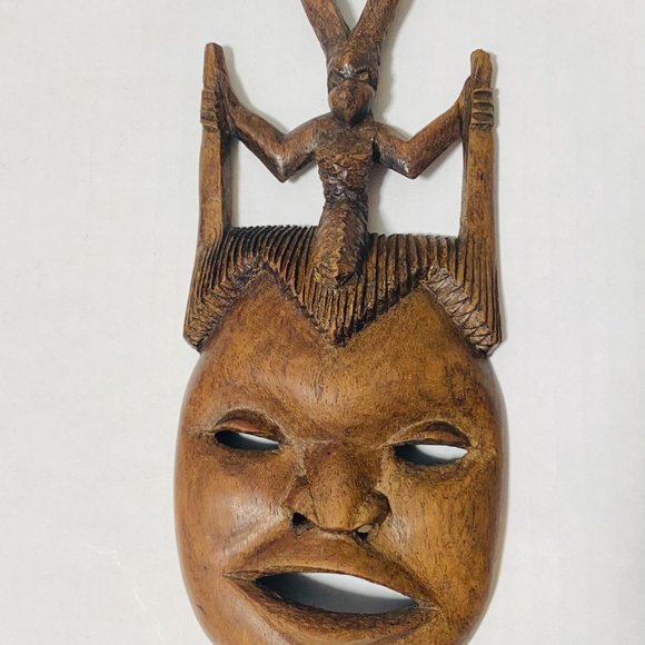 Authentic AFRICART Guro Mask with horns and Seated Divinity 10" Made in Malawi. - Picture 5 of 16